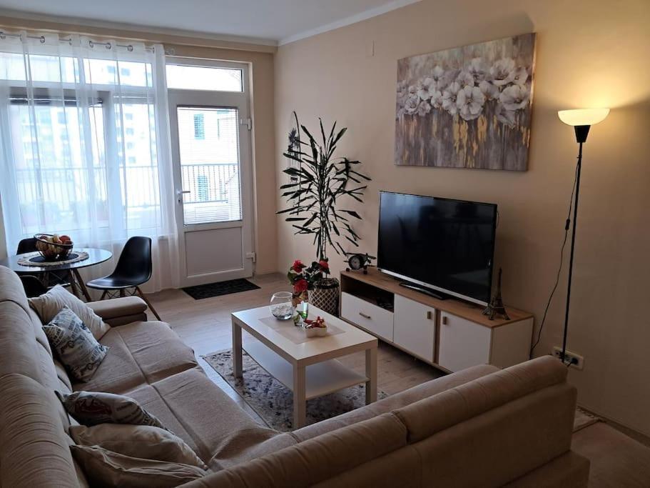 Holiday Home Apartment ブドヴァ エクステリア 写真